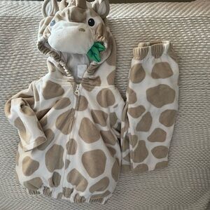 Carter’s giraffe costume
